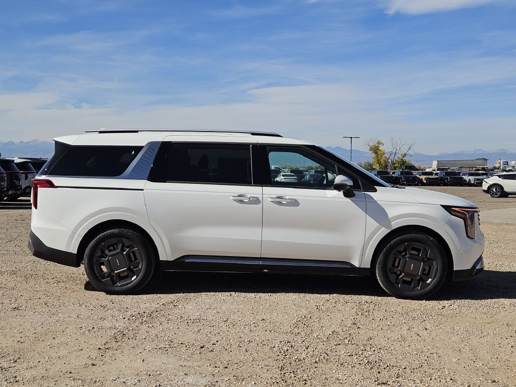 New 2027 Kia Carnival SX FWD image 4