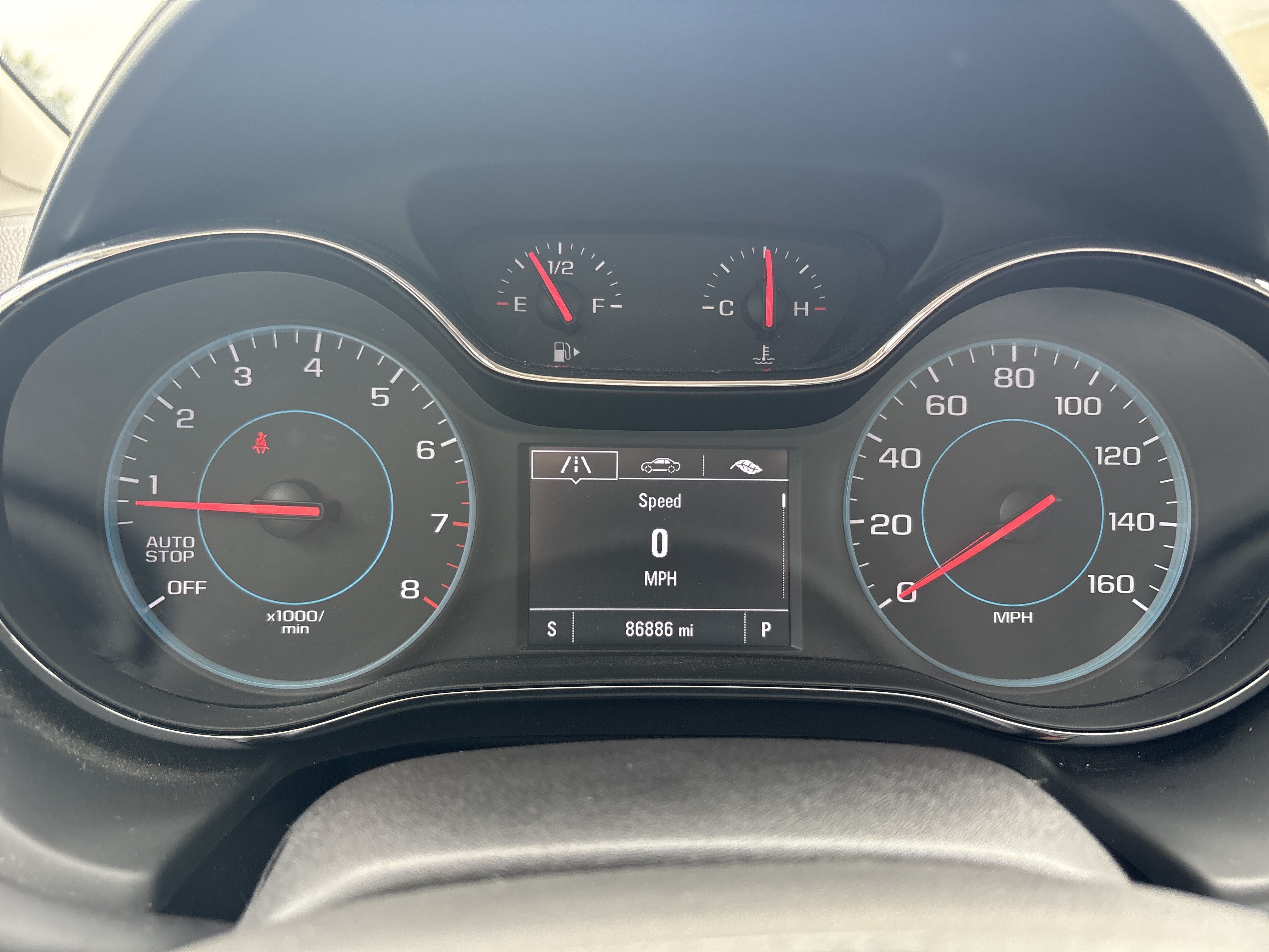 Used 2018 Chevrolet Cruze LS FWD image 12