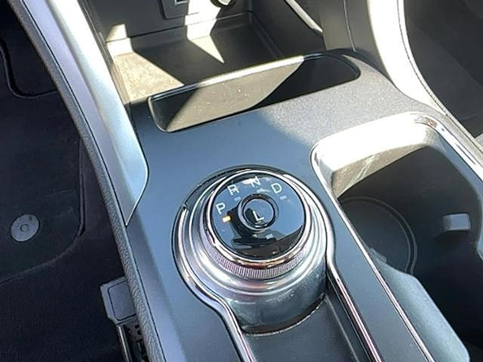 Used 2020 Ford Fusion S image 16