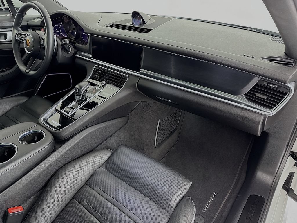 Certified 2022 Porsche Panamera 4 Platinum Edition AWD/4WD image 31