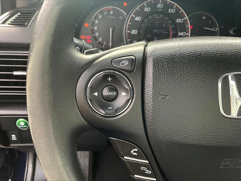 Used 2015 Honda Accord Sport image 10
