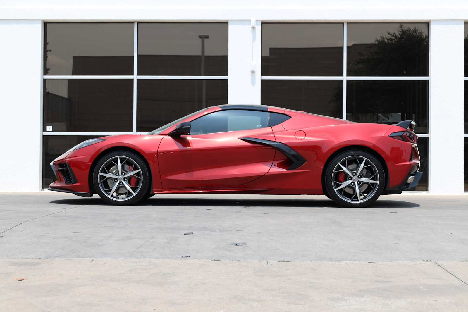 Used 2023 Chevrolet Corvette Stingray Premium Cpe w/ Z51 Performance Package RWD image 12
