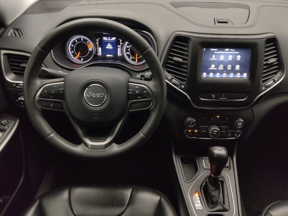 Used 2020 Jeep Cherokee Latitude Plus image 22