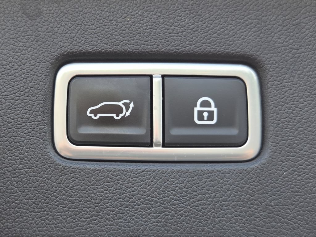 Used 2022 Kia Sorento SX AWD/4WD image 26