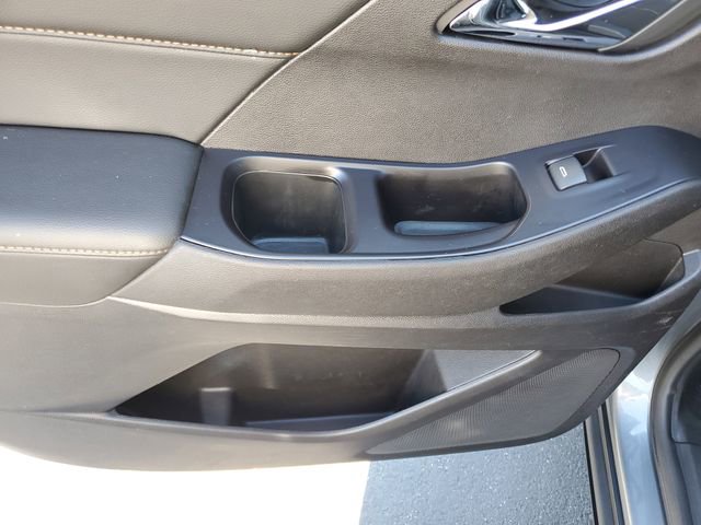 Used 2018 Chevrolet Traverse LT AWD/4WD image 17