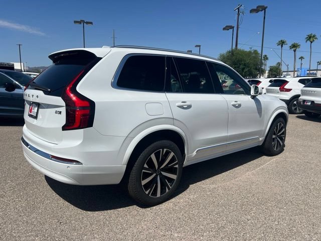 New 2026 Volvo XC90 B5 Core AWD/4WD image 3