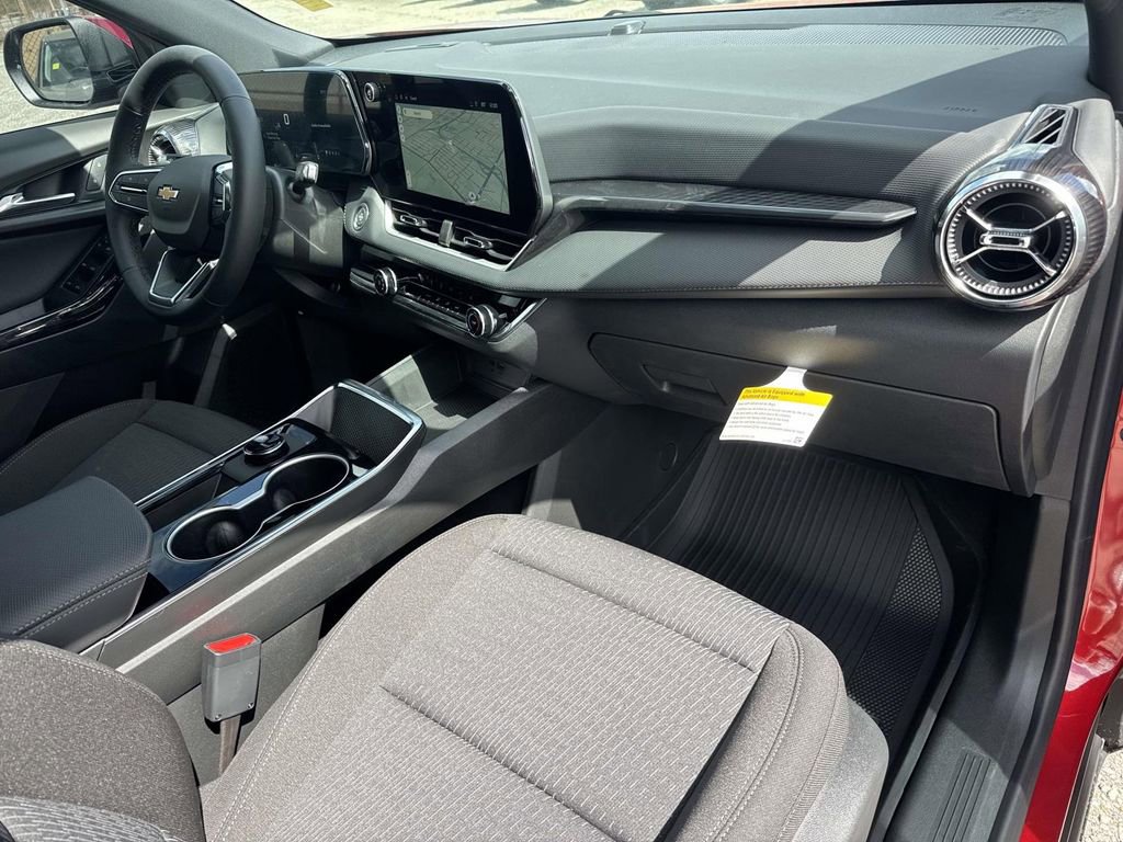 New 2026 Chevrolet Equinox LT w/ Safety and Technology Package FWD image 10