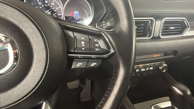 Used 2018 MAZDA CX-5 Touring w/ Preferred Equipment Package FWD image 17