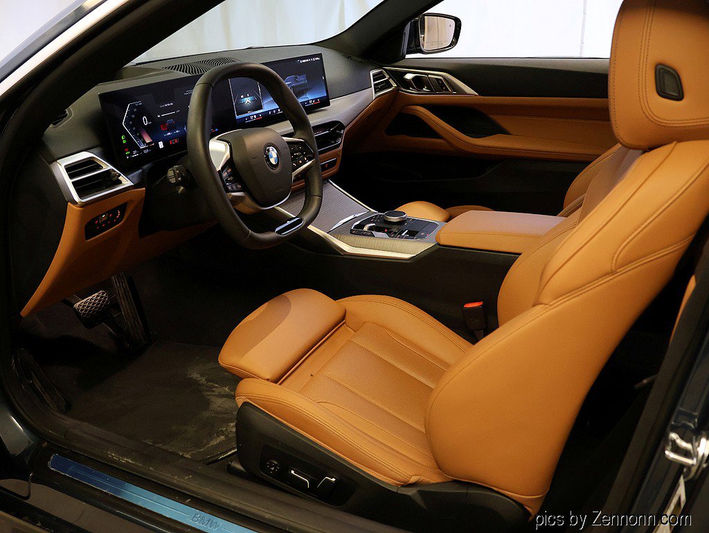 Used 2025 BMW 430i xDrive Coupe w/ Premium Package image 11