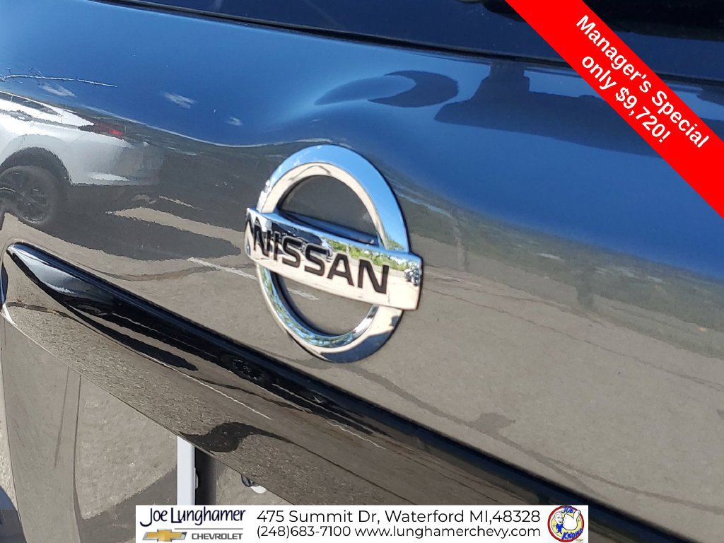 Used 2018 Nissan Pathfinder SL w/ Midnight Edition Package AWD/4WD image 32