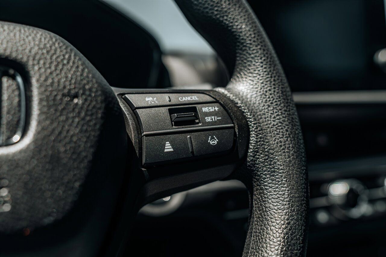 Used 2025 Honda CR-V EX image 25