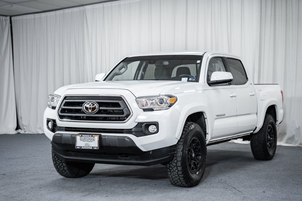 Used 2020 Toyota Tacoma SR5 image 3