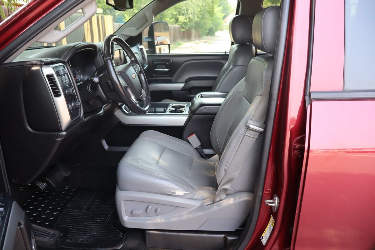 Used 2015 Chevrolet Silverado 2500 LTZ w/ Duramax Plus Package AWD/4WD image 19