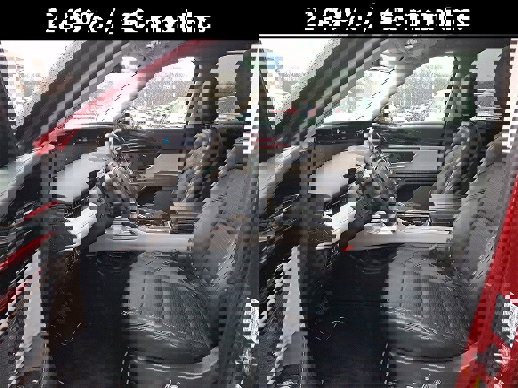 Certified 2024 Lincoln Nautilus Reserve w/ Equipment Group 202A image 13