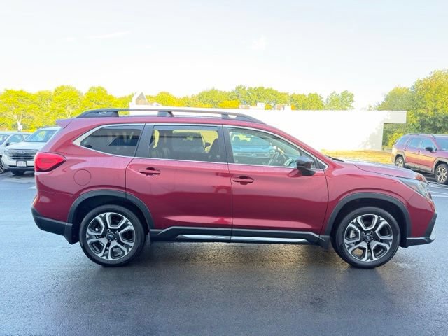 Used 2024 Subaru Ascent Limited w/ Technology Package AWD/4WD image 5