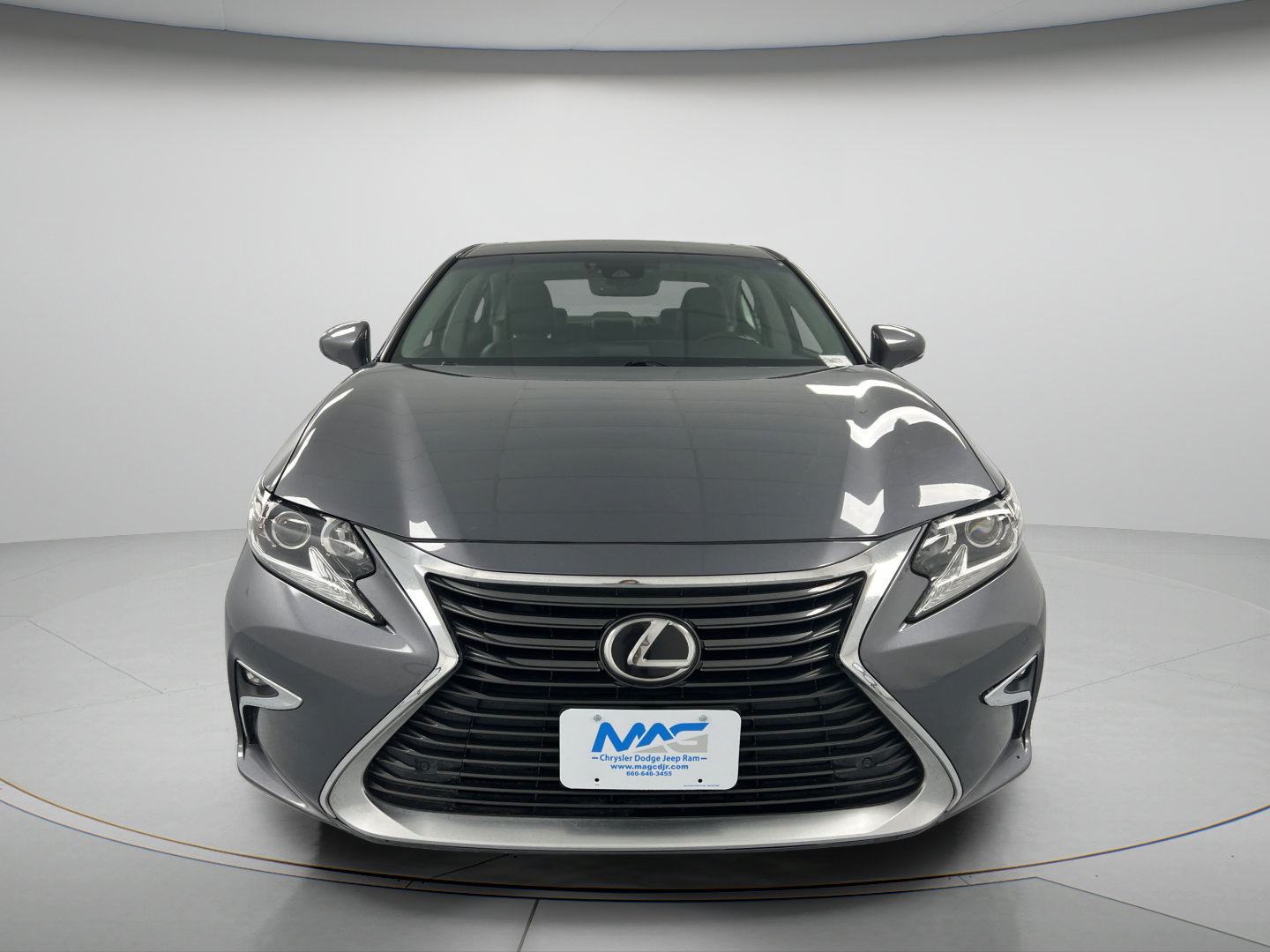 Used 2017 Lexus ES 350 w/ Premium Package FWD image 3