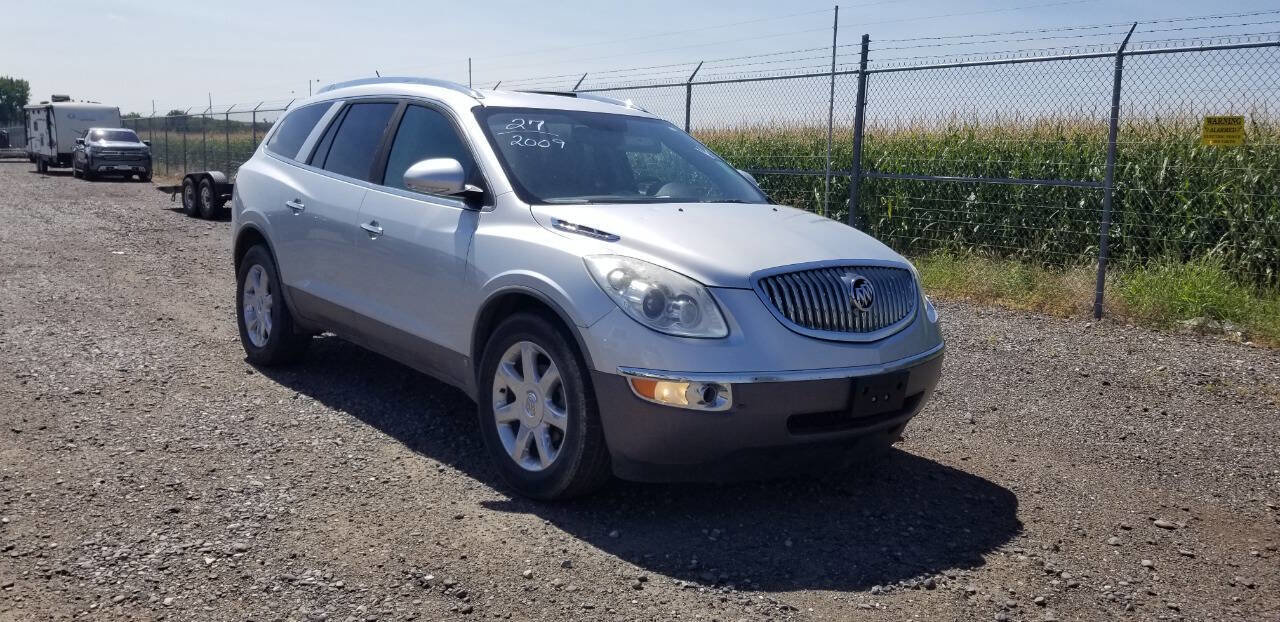 Used 2009 Buick Enclave CXL image 2