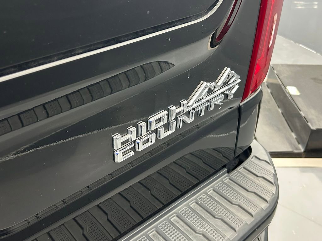 Used 2022 Chevrolet Silverado 1500 High Country image 48