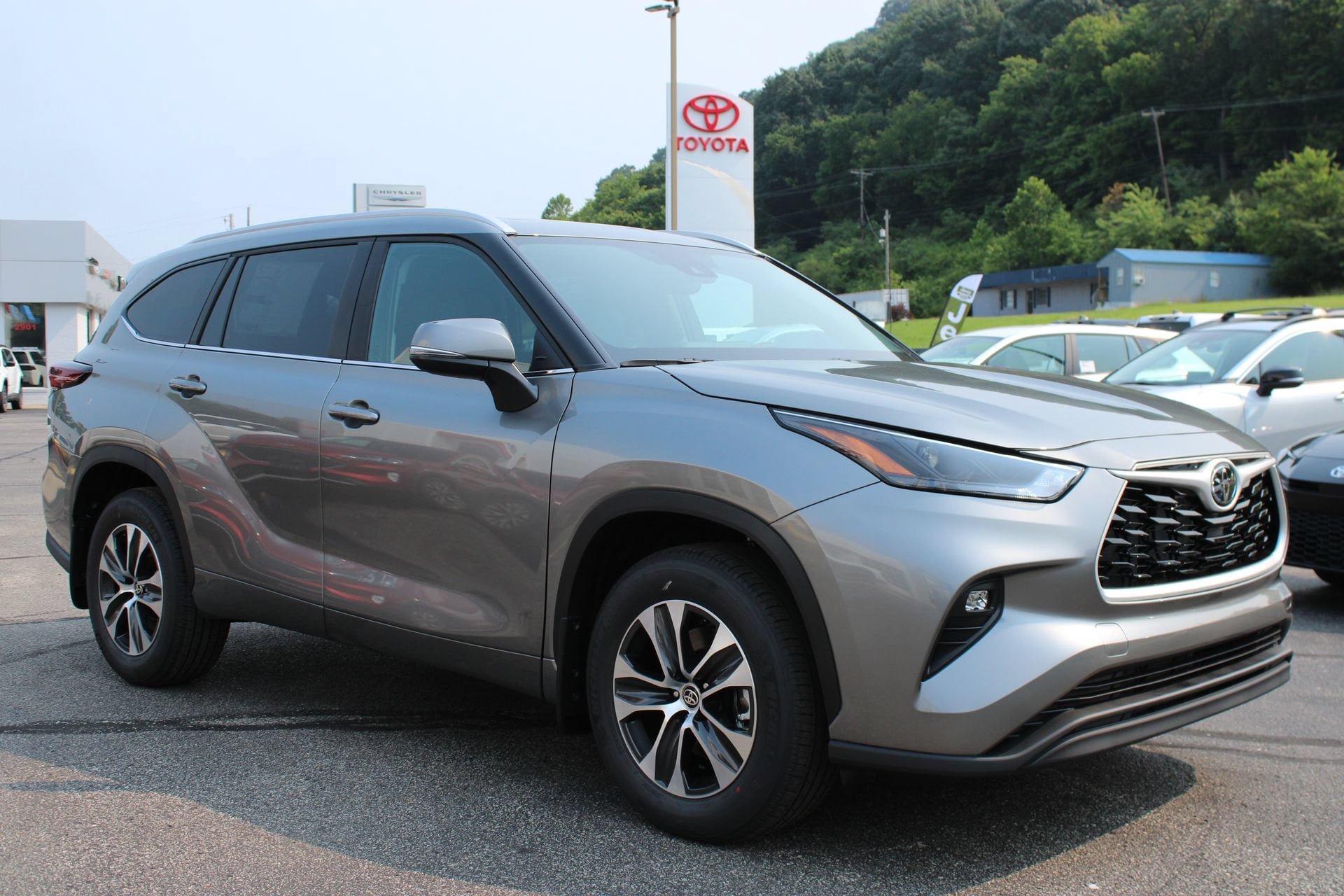 New 2026 Toyota Highlander XLE AWD/4WD image 4