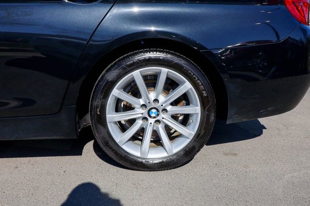 Used 2015 BMW 535i xDrive 535i xDrive image 40