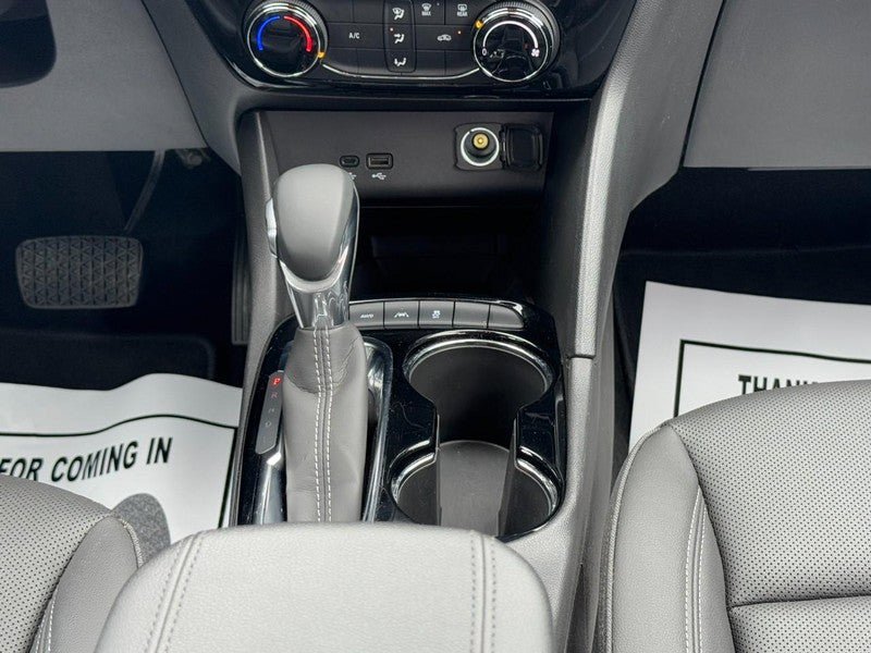 Used 2024 Buick Encore GX Sport Touring image 13