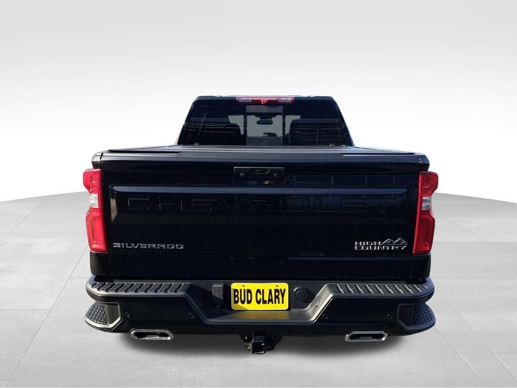 Used 2022 Chevrolet Silverado 1500 High Country w/ Z71 Off-Road Package AWD/4WD image 5