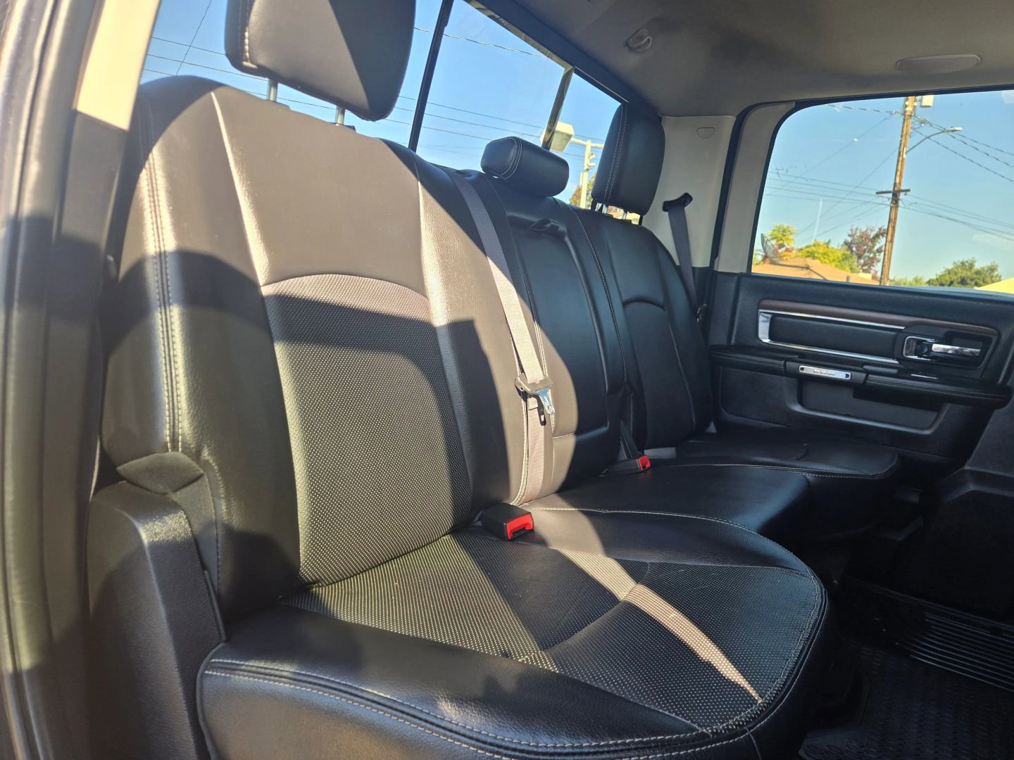 Used 2015 RAM 2500 Laramie image 15