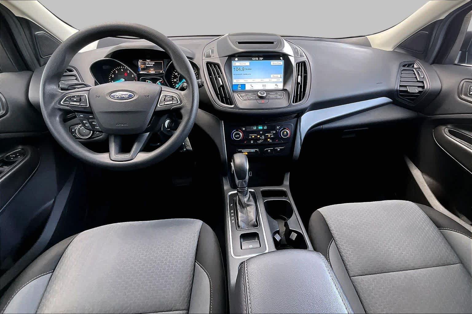 Used 2018 Ford Escape SE w/ SE Sync 3 Package AWD/4WD image 15