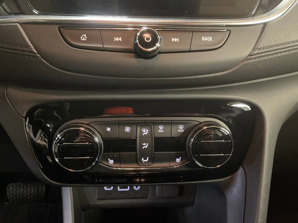 Certified 2023 Buick Encore GX Select w/ Safety Package II image 19