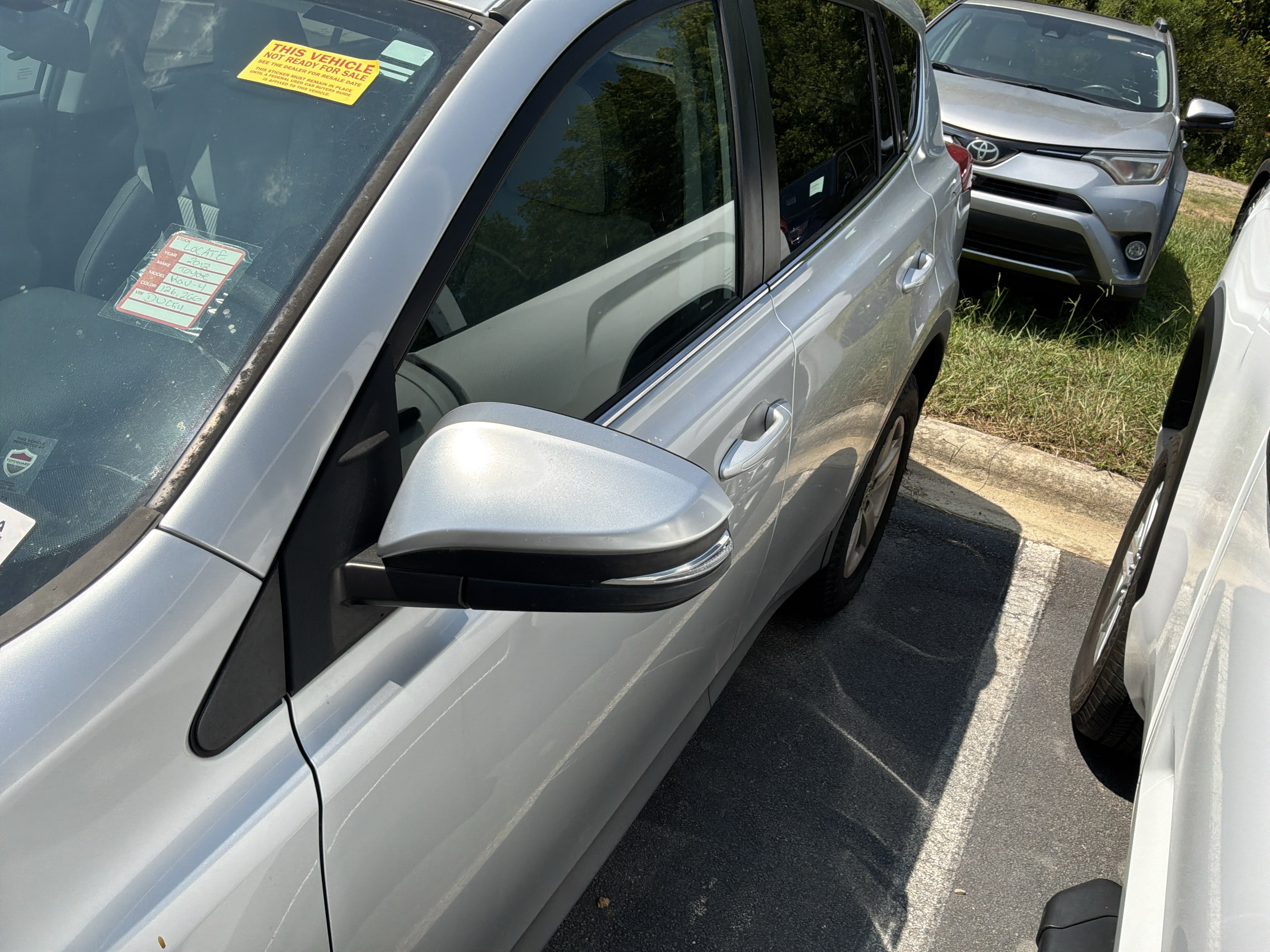 Used 2015 Toyota RAV4 XLE FWD image 40