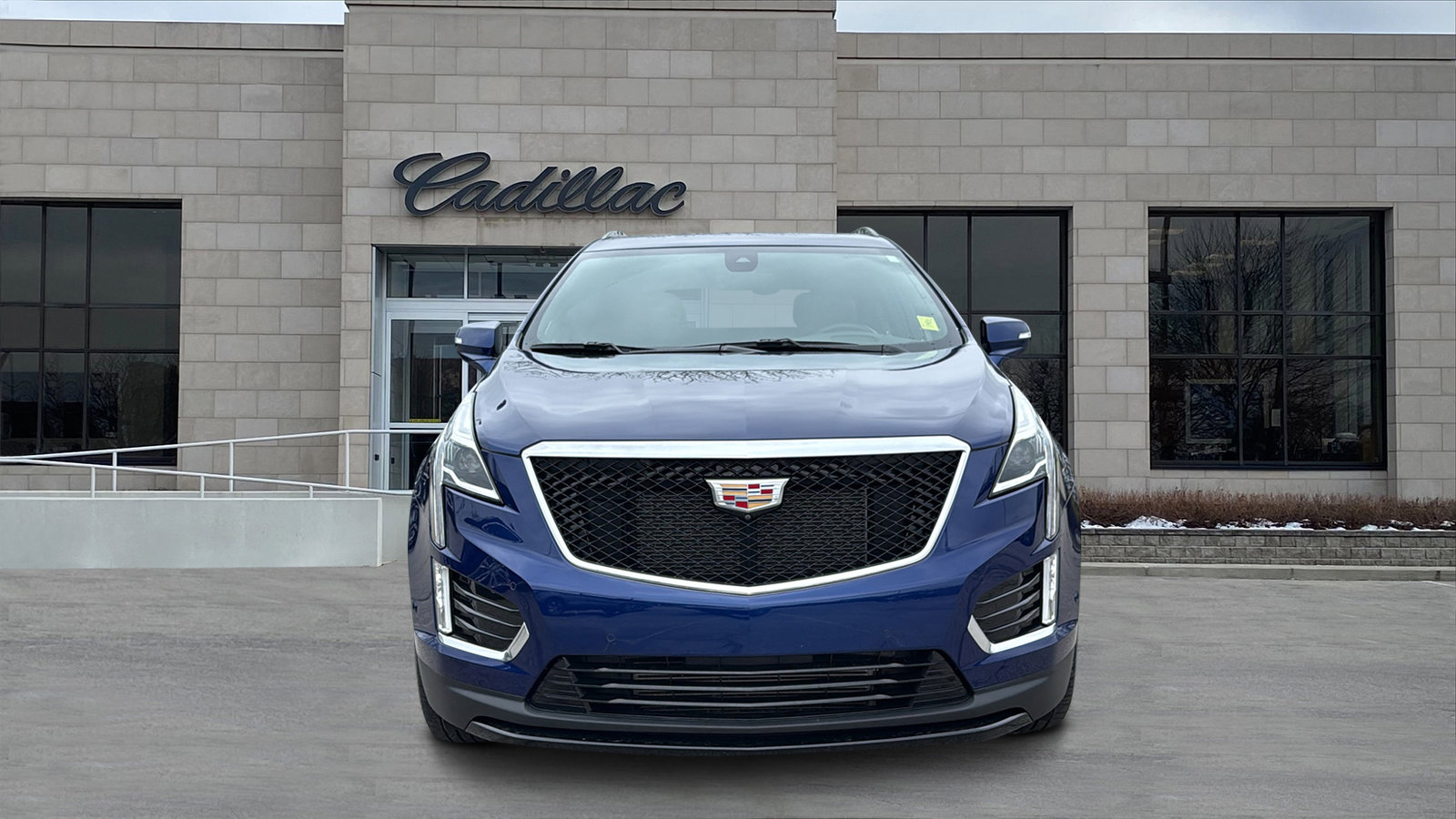 Certified 2024 Cadillac XT5 Sportv w/ Technology Package image 7