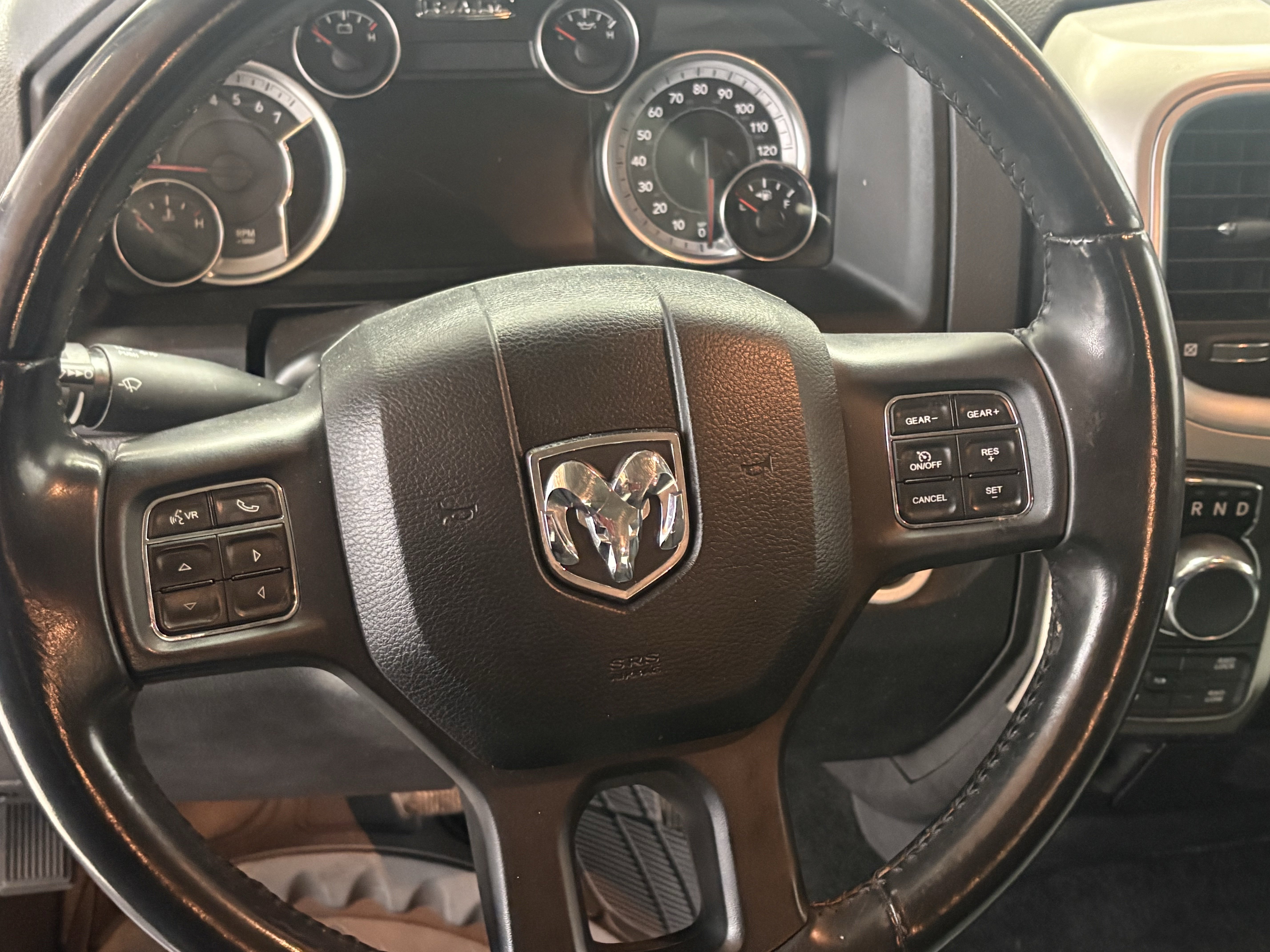 Used 2017 RAM 1500 Outdoorsman image 39