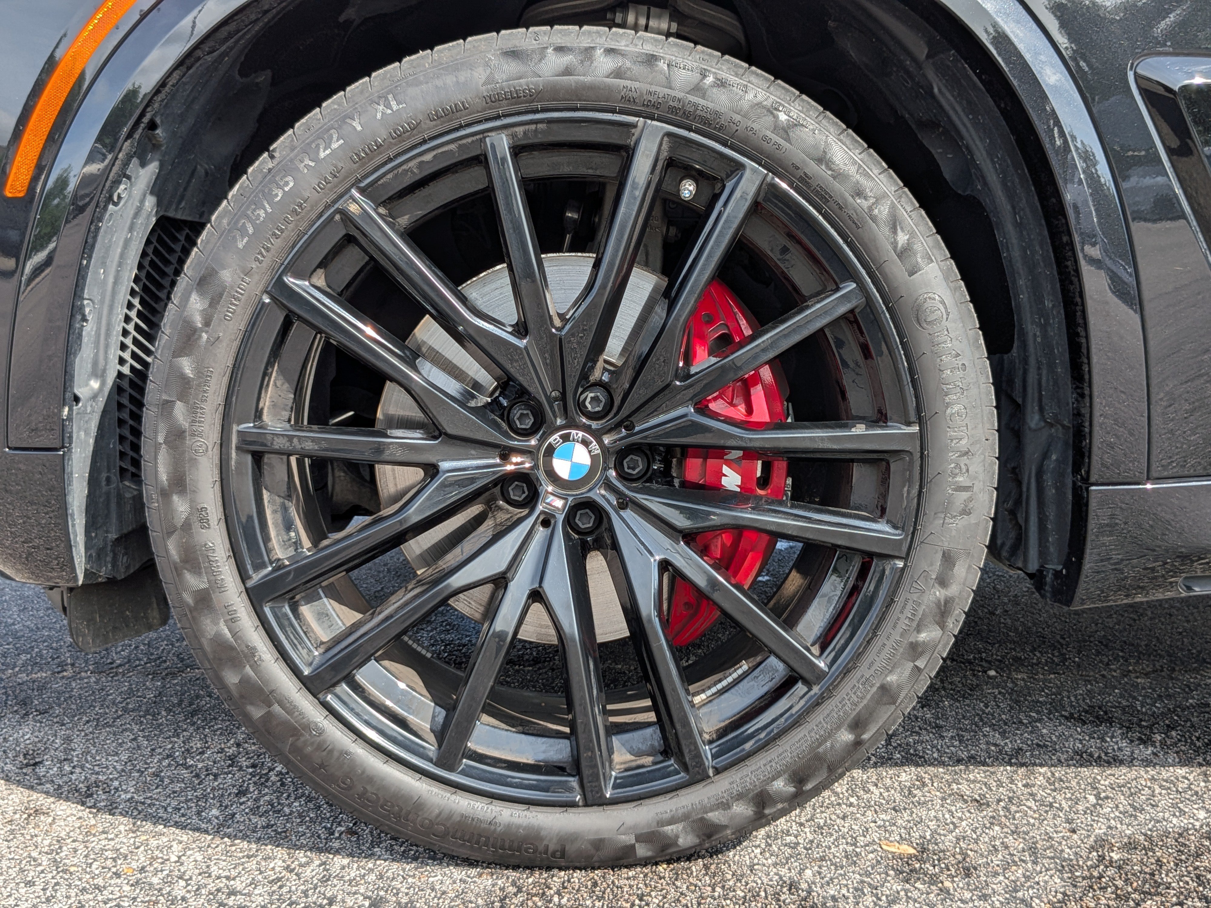 Certified 2026 BMW X5 xDrive40i w/ M Sport Package AWD/4WD image 13