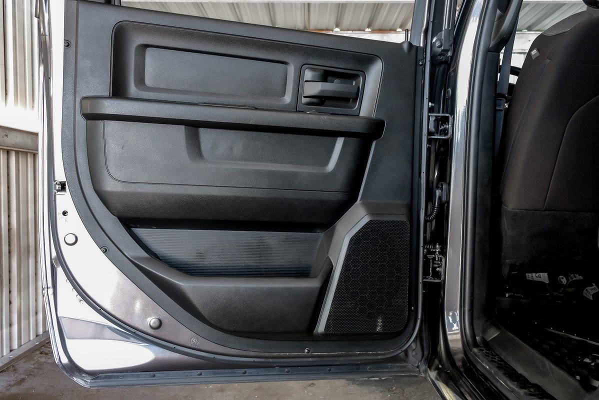 Used 2024 RAM 3500 Tradesman w/ Chrome Appearance Group AWD/4WD image 39