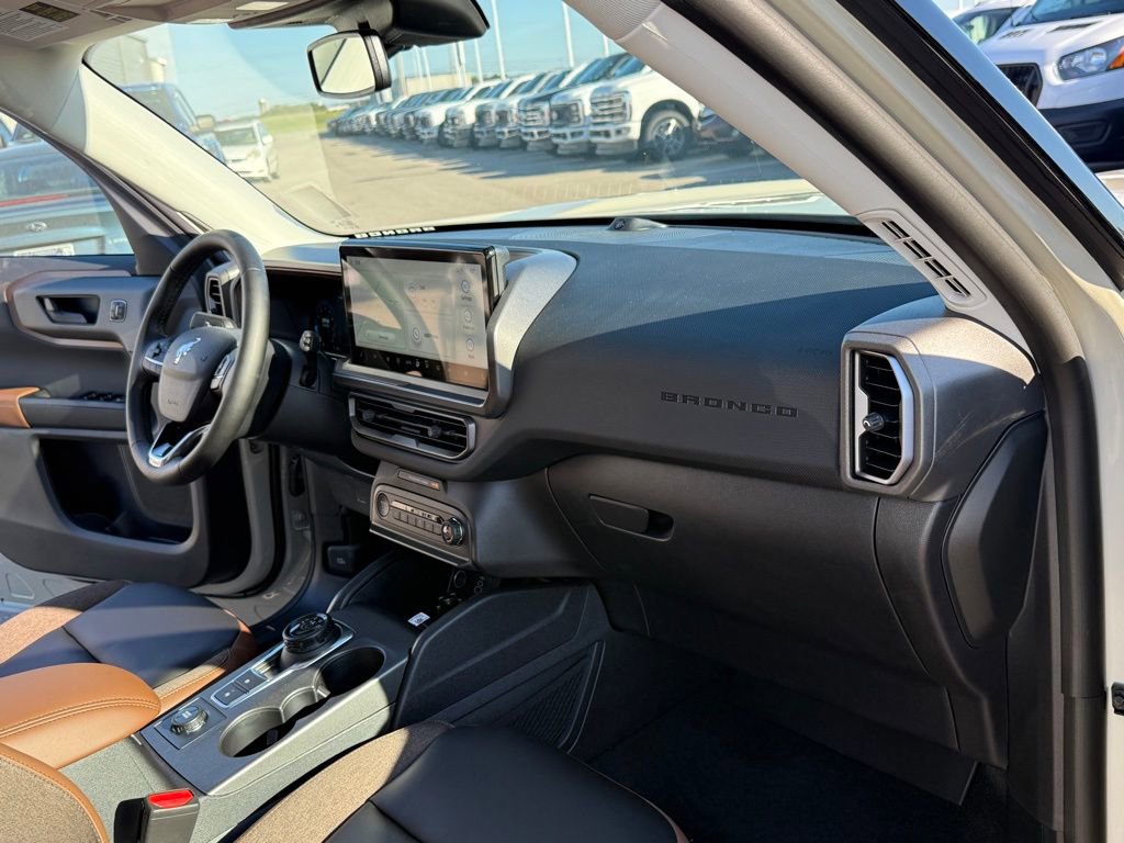 New 2025 Ford Bronco Sport Outer Banks w/ Outer Banks Tech Package+ image 17
