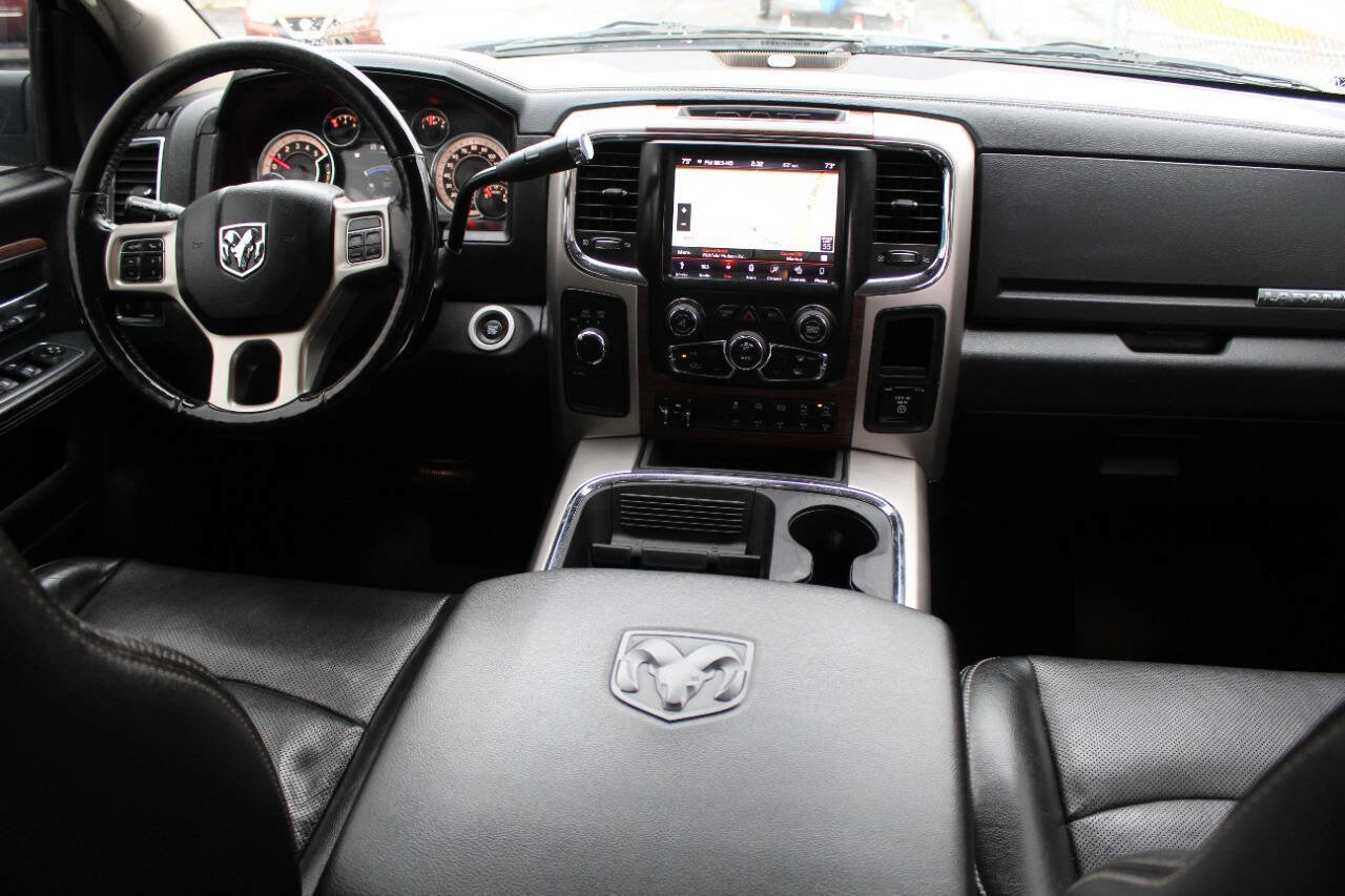 Used 2018 RAM 2500 Laramie w/ Snow Chief Group AWD/4WD image 33