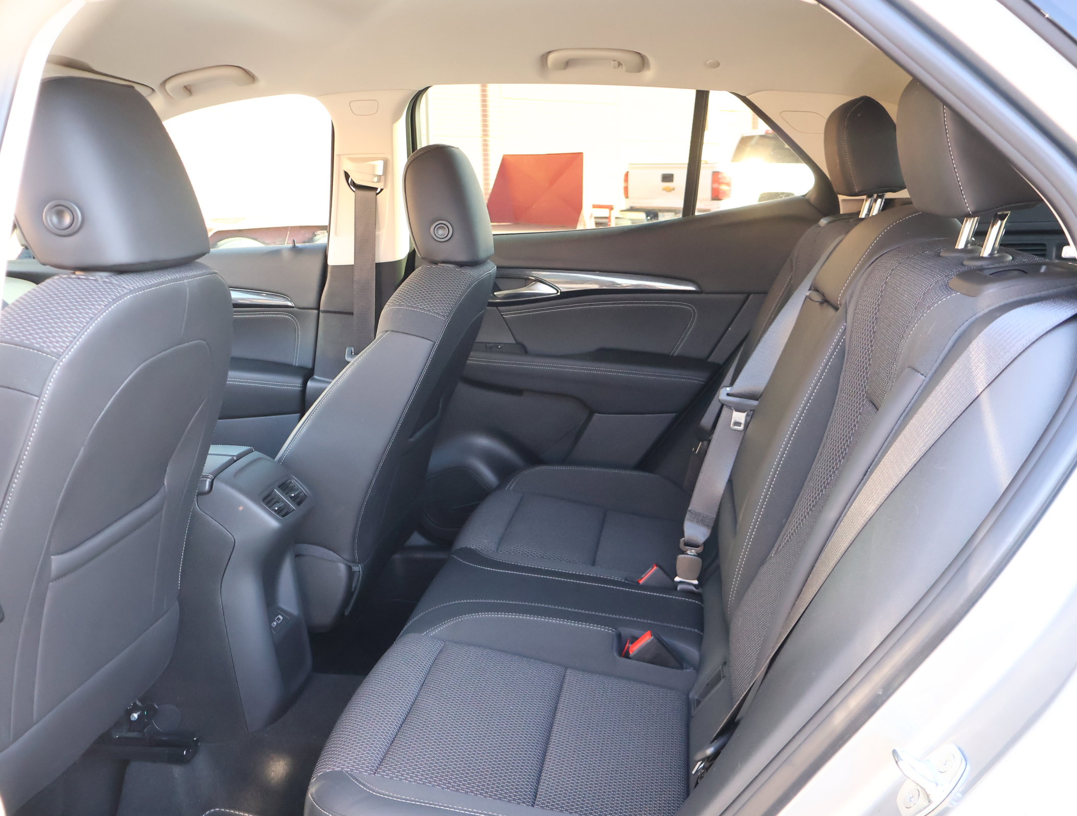 Used 2023 Buick Envision Preferred image 21