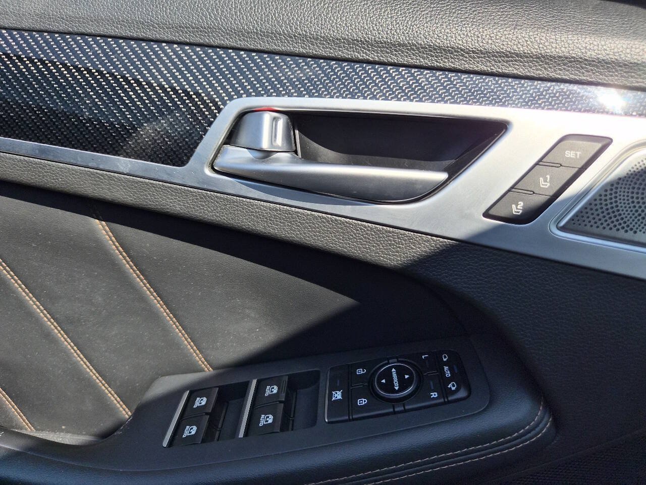 Used 2018 Genesis G80 3.3T Sport RWD image 18