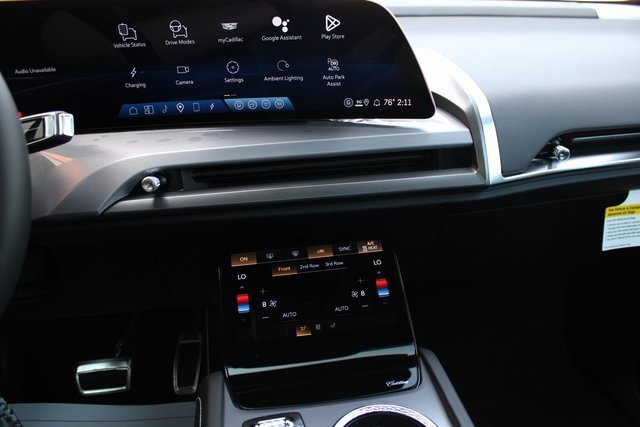 New 2026 Cadillac Vistiq Luxury image 32
