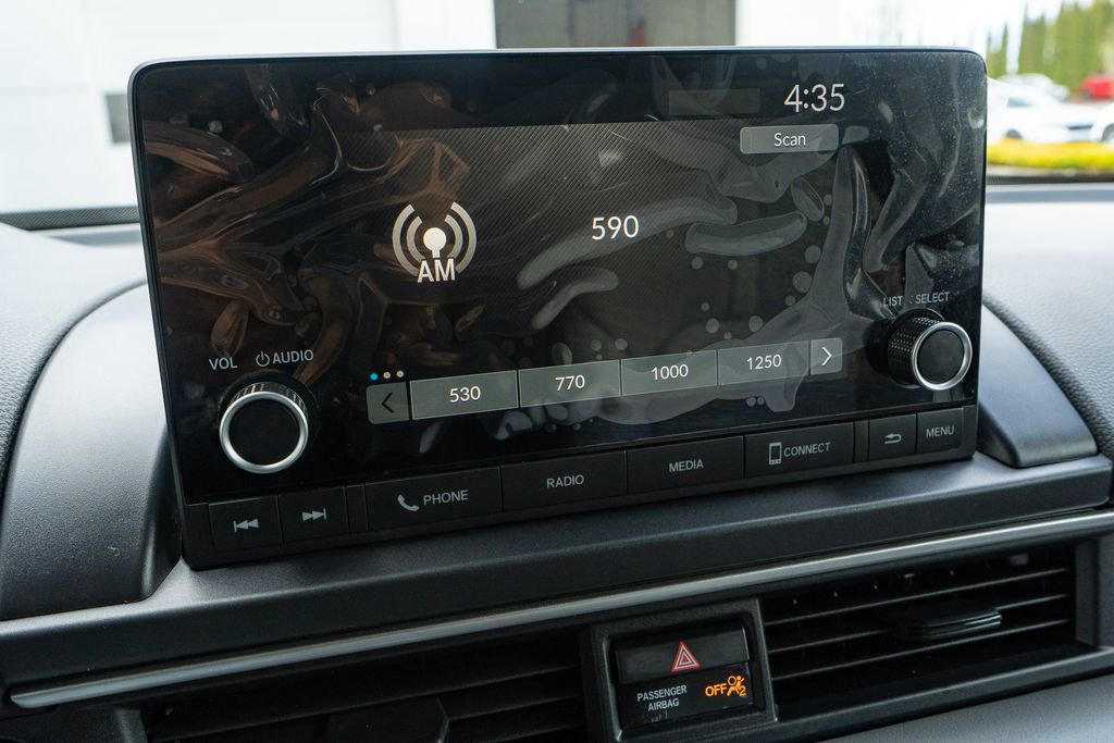 Certified 2023 Honda Pilot LX image 25