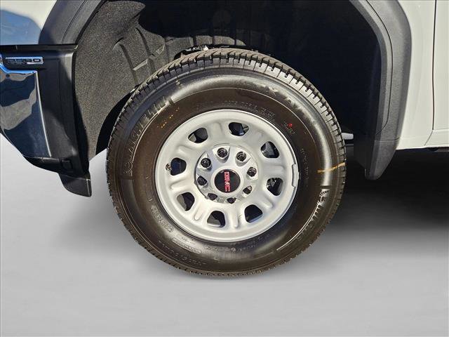 New 2026 GMC Sierra 2500 Pro image 10