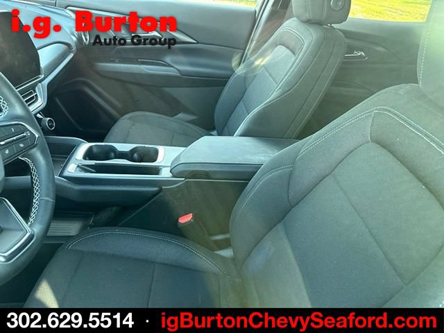 Used 2026 Chevrolet Equinox EV LT w/ Comfort Package FWD image 4