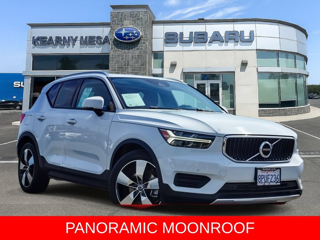 Used 2020 Volvo XC40 T5 Momentum AWD/4WD image 1