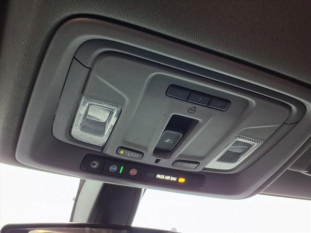 Used 2021 Chevrolet Silverado 1500 LT w/ Z71 Off-Road Package image 12