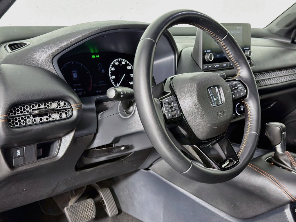 Used 2025 Honda HR-V Sport image 36