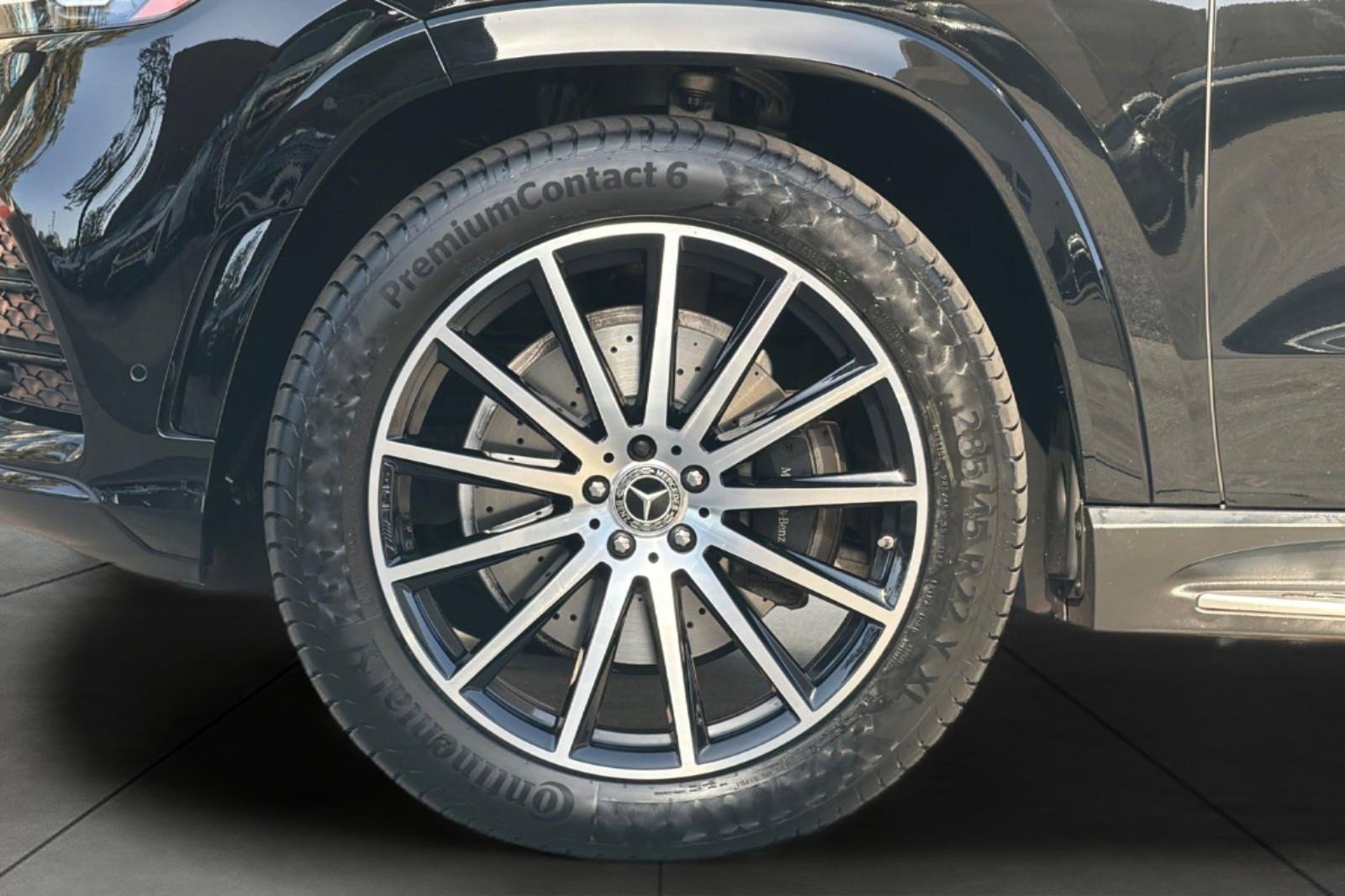 Used 2022 Mercedes-Benz GLS 450 4MATIC image 26