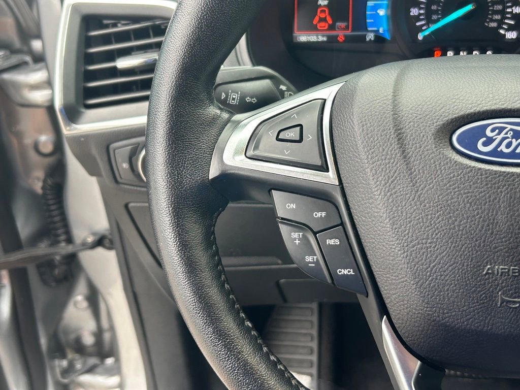 Certified 2022 Ford Edge Titanium image 39