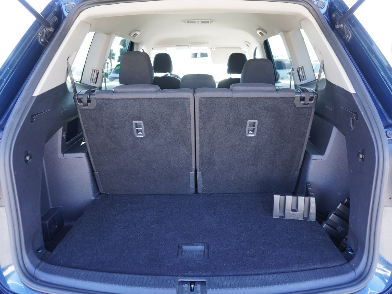 Used 2018 Volkswagen Atlas S FWD image 11