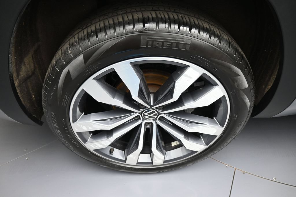 Used 2023 Volkswagen Atlas SEL Premium AWD/4WD image 12