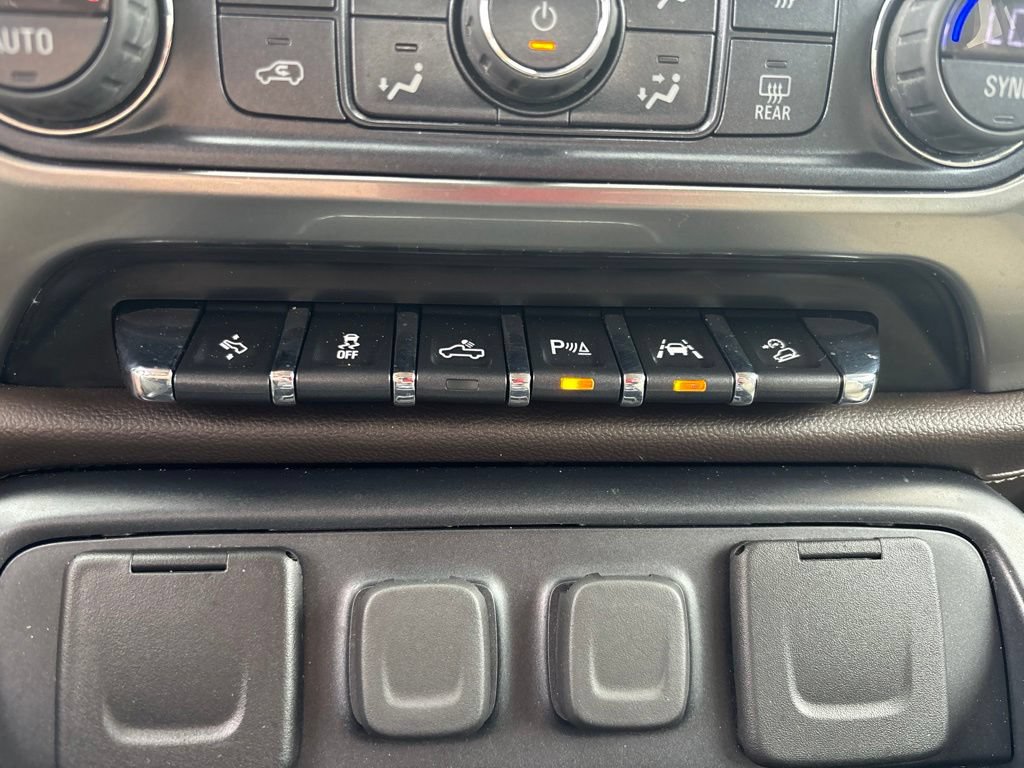 Used 2018 Chevrolet Silverado 1500 LTZ Z71 w/ LTZ Plus Package AWD/4WD image 27